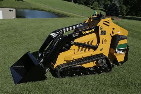 small skid steer with tracks